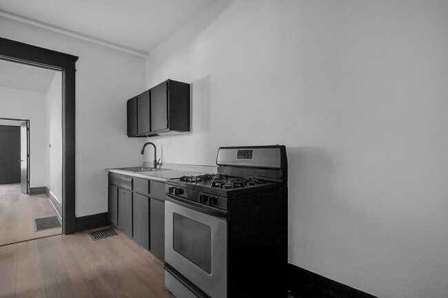 Building Photo - 51 E North St