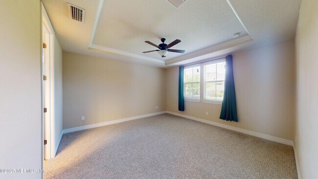 Building Photo - 29 Lakefront Ln