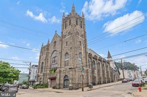 Building Photo - 3849 Terrace St