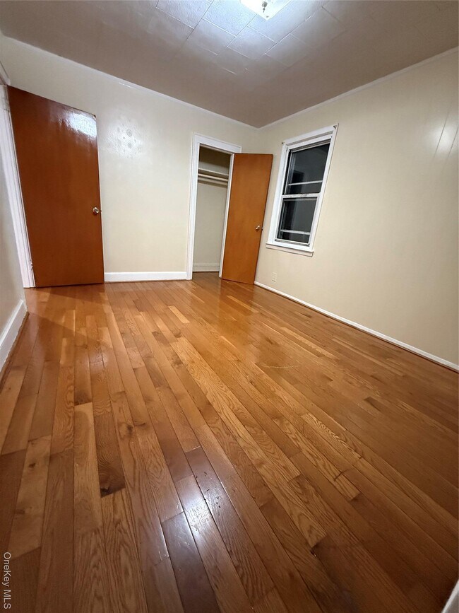 Building Photo - 150-29 84th Rd