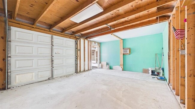 Building Photo - 4418 W Fairview Heights