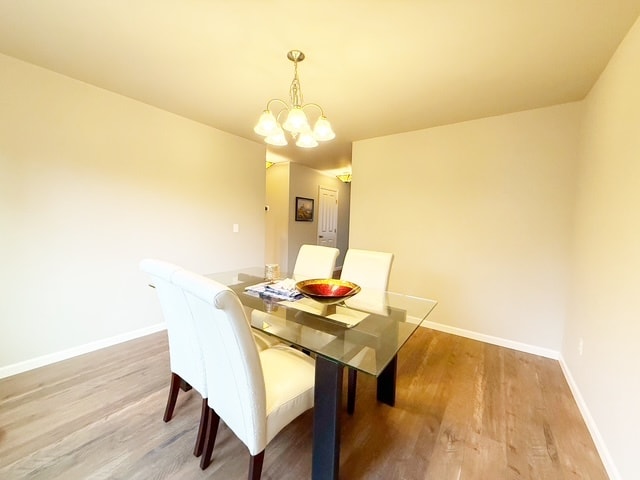 Building Photo - 298 NE Tronson Cir