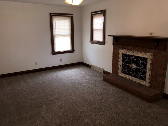 Building Photo - Boardman 2 Bedroom Cape For Rent