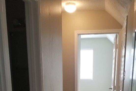 upstairs hallway with new carpet - 16778 N Bob White Dr