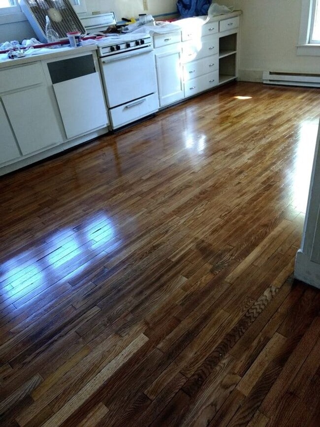 Building Photo - 704 E California Ave