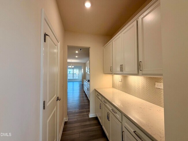 Building Photo - 3606 Autumn Creek Dr