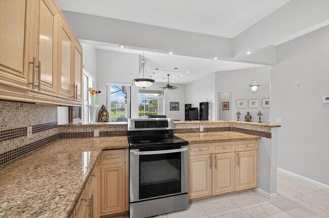 Building Photo - 4465 Barclay Fair Way