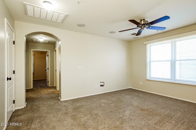 Building Photo - 28934 N 124th Ave