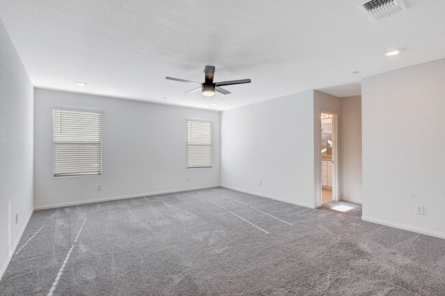 Building Photo - 8439 Vacarez Dr