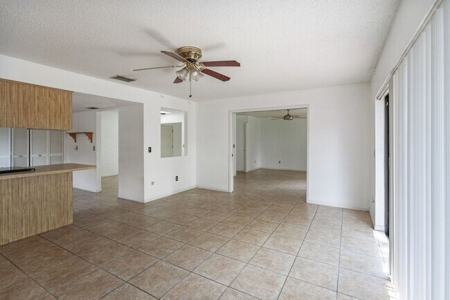 Building Photo - 14907 Coldwater Ln