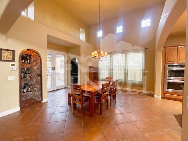 Building Photo - 9443 E Ironwood Bend