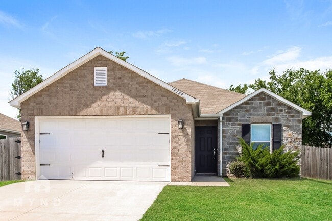 Building Photo - 14134 N 73rd E Ave