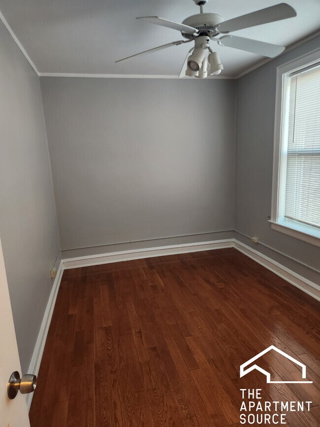 Building Photo - 2838 W Addison St