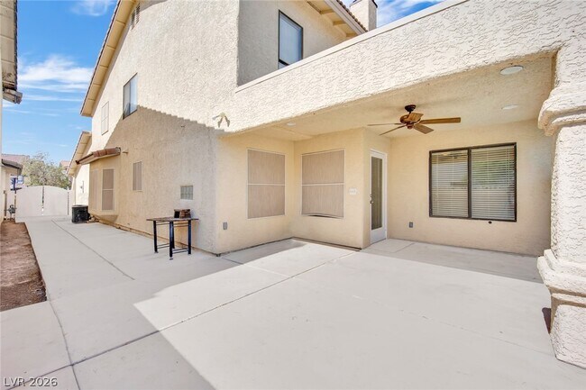 Building Photo - 8136 Spur Ct