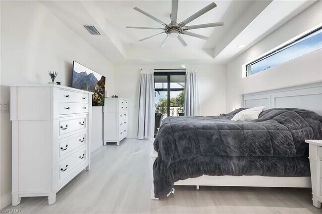 Building Photo - 2825 SW 3rd St