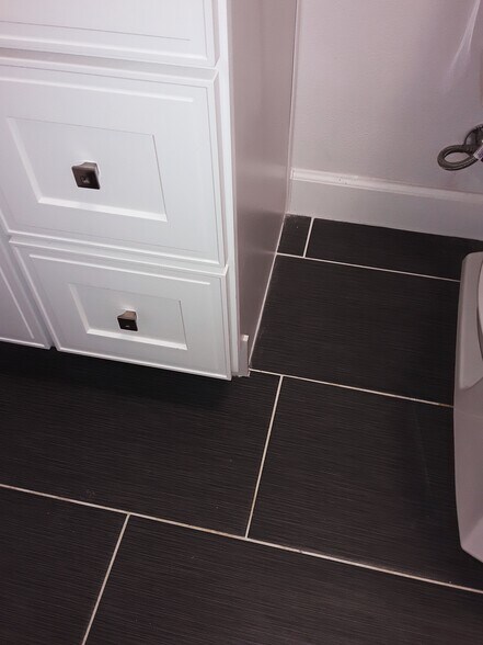 Building Photo - 298 W 23rd St