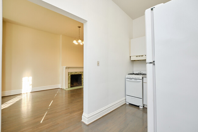Building Photo - 1803 19th St NW