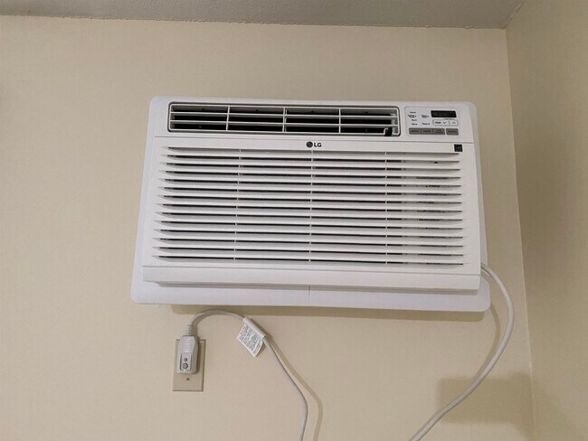 Building Photo - 145 Eastern Ave