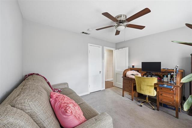 Building Photo - 108 W Heard St