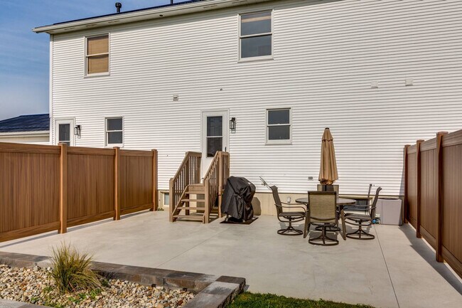 Building Photo - 10268 Cleveland Rd