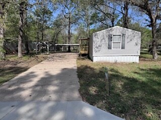 Building Photo - 891 Windwood Dr