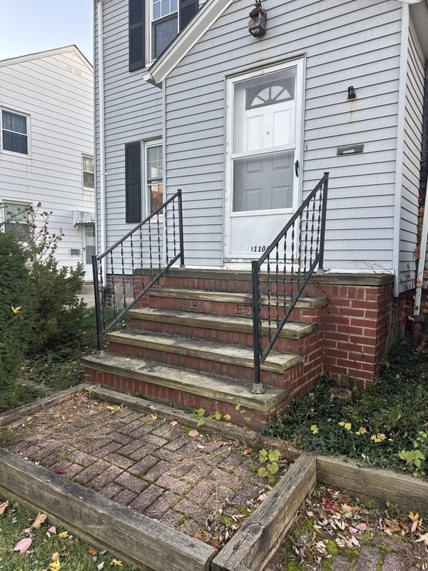 Building Photo - 11104 Lincoln Ave