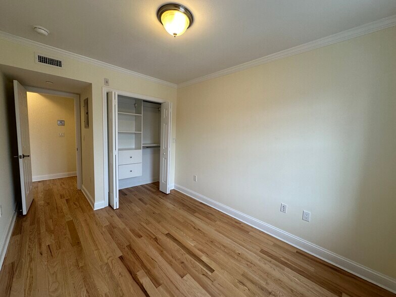 Building Photo - 65 Langdon St