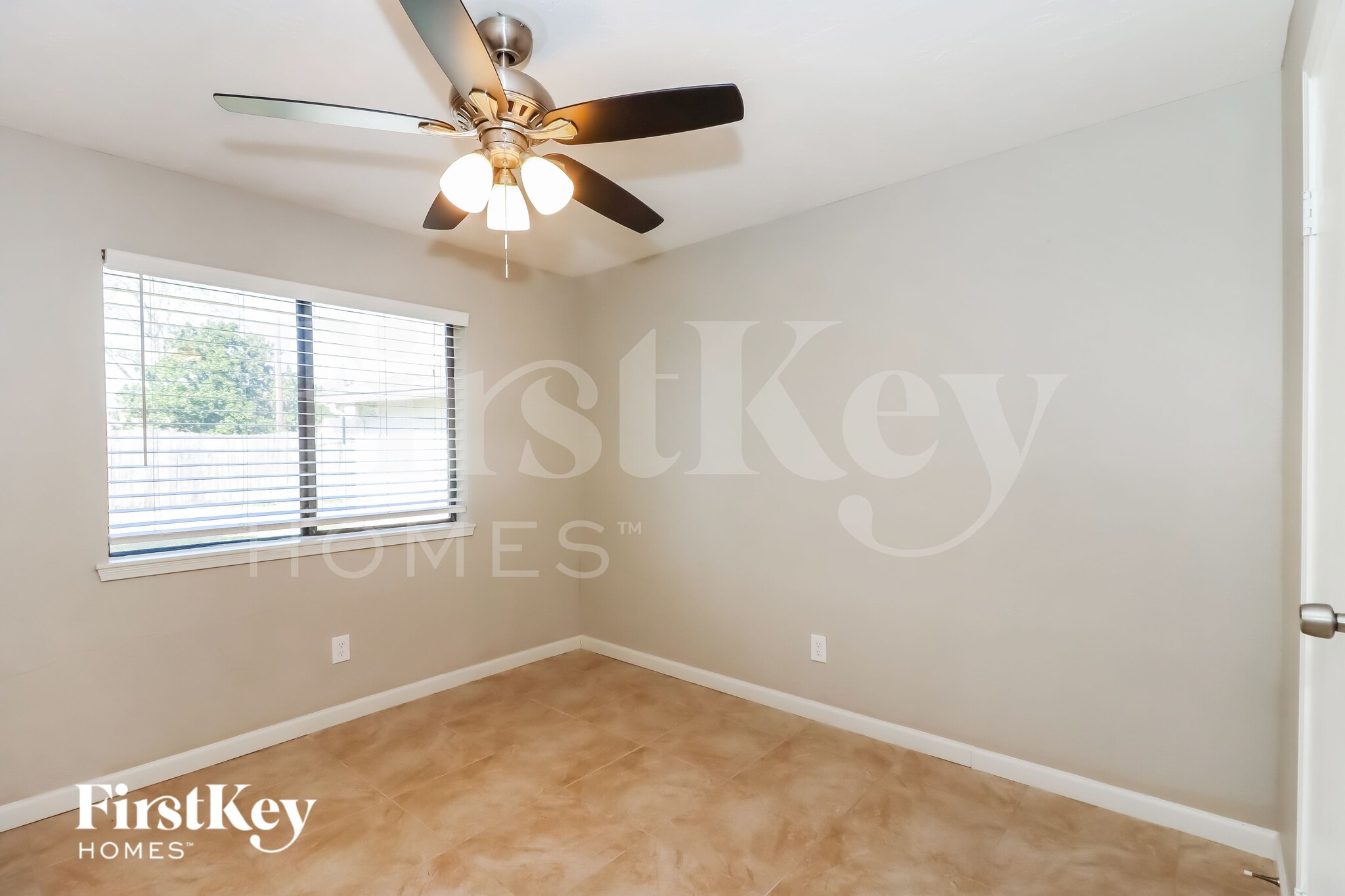 Building Photo - 6611 Gleneagles Dr