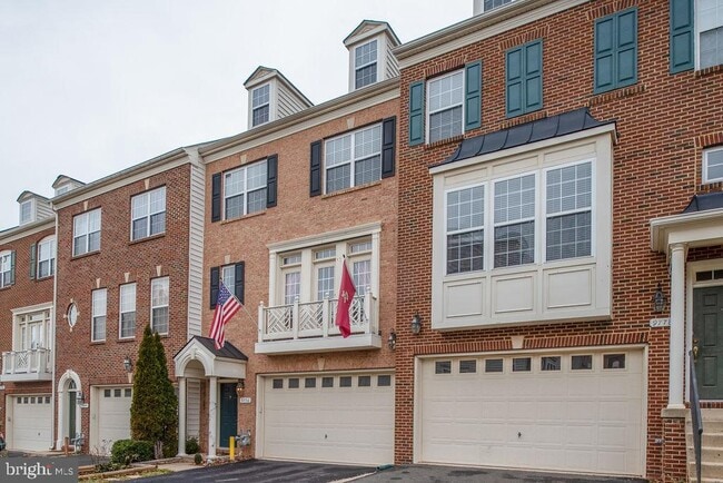 Building Photo - 9776 Corbett Cir