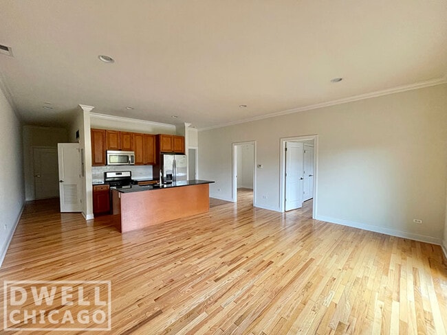 Primary Photo - 4510 N Beacon St