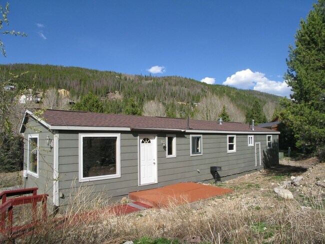 Primary Photo - Newly renovated French Creek Home! Updates...