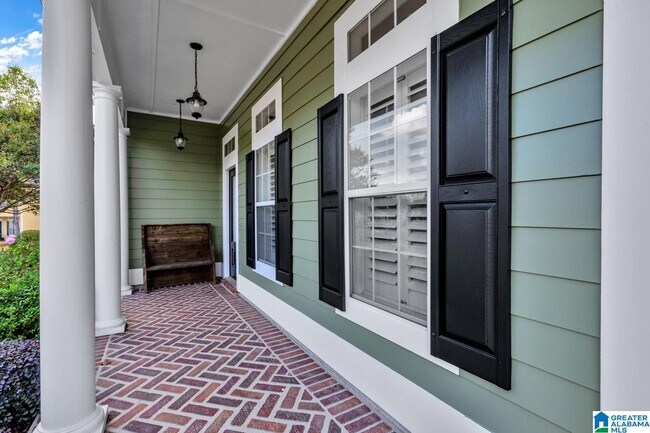 Building Photo - 6285 S Clubview Cir