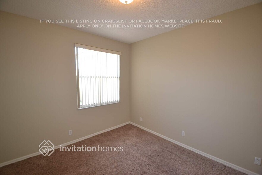 Building Photo - 3736 SW 50th St