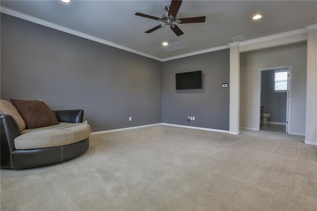 Building Photo - 11400 W Parmer Ln