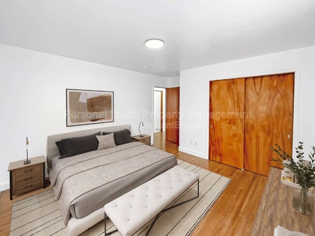 Building Photo - 1610 2nd St N