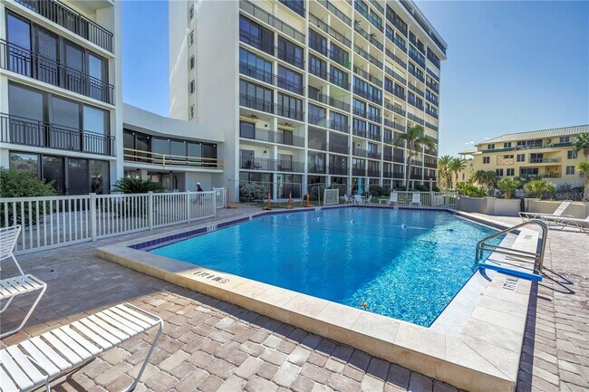 Building Photo - 111 Whispering Sands Cir