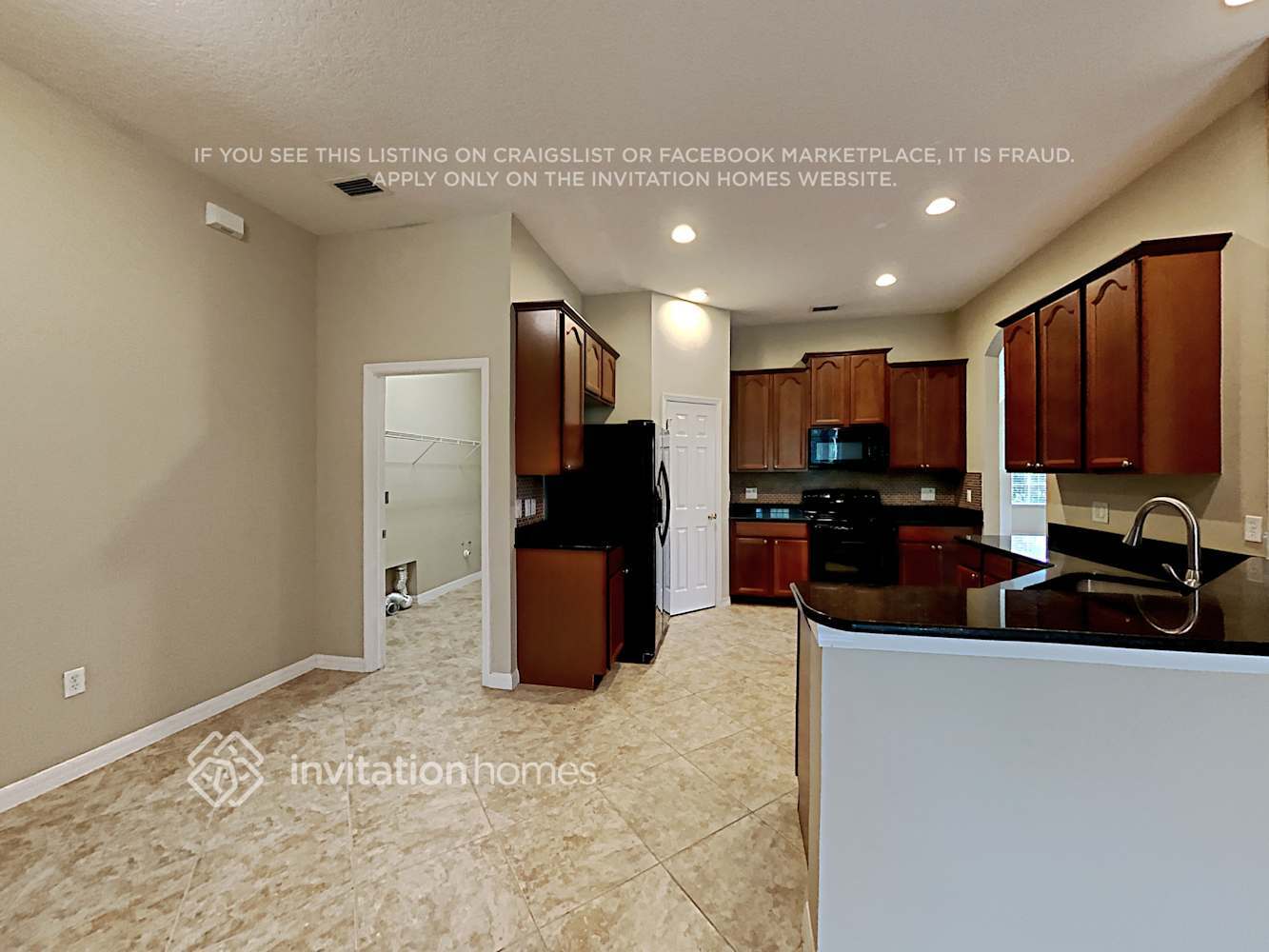 Building Photo - 500 Doverton Ln