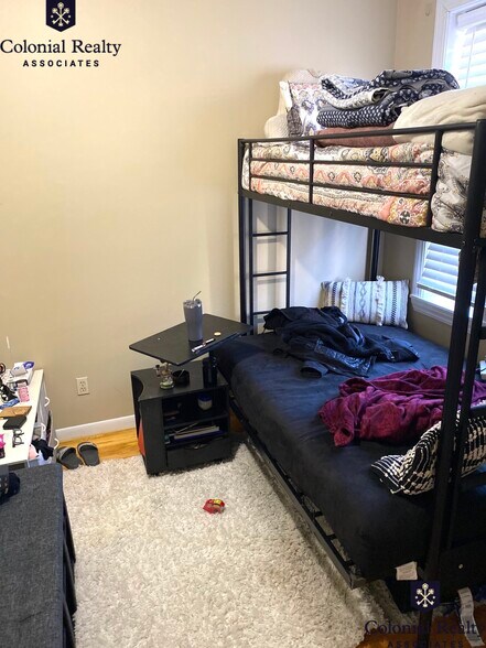 Building Photo - 17 Highgate St