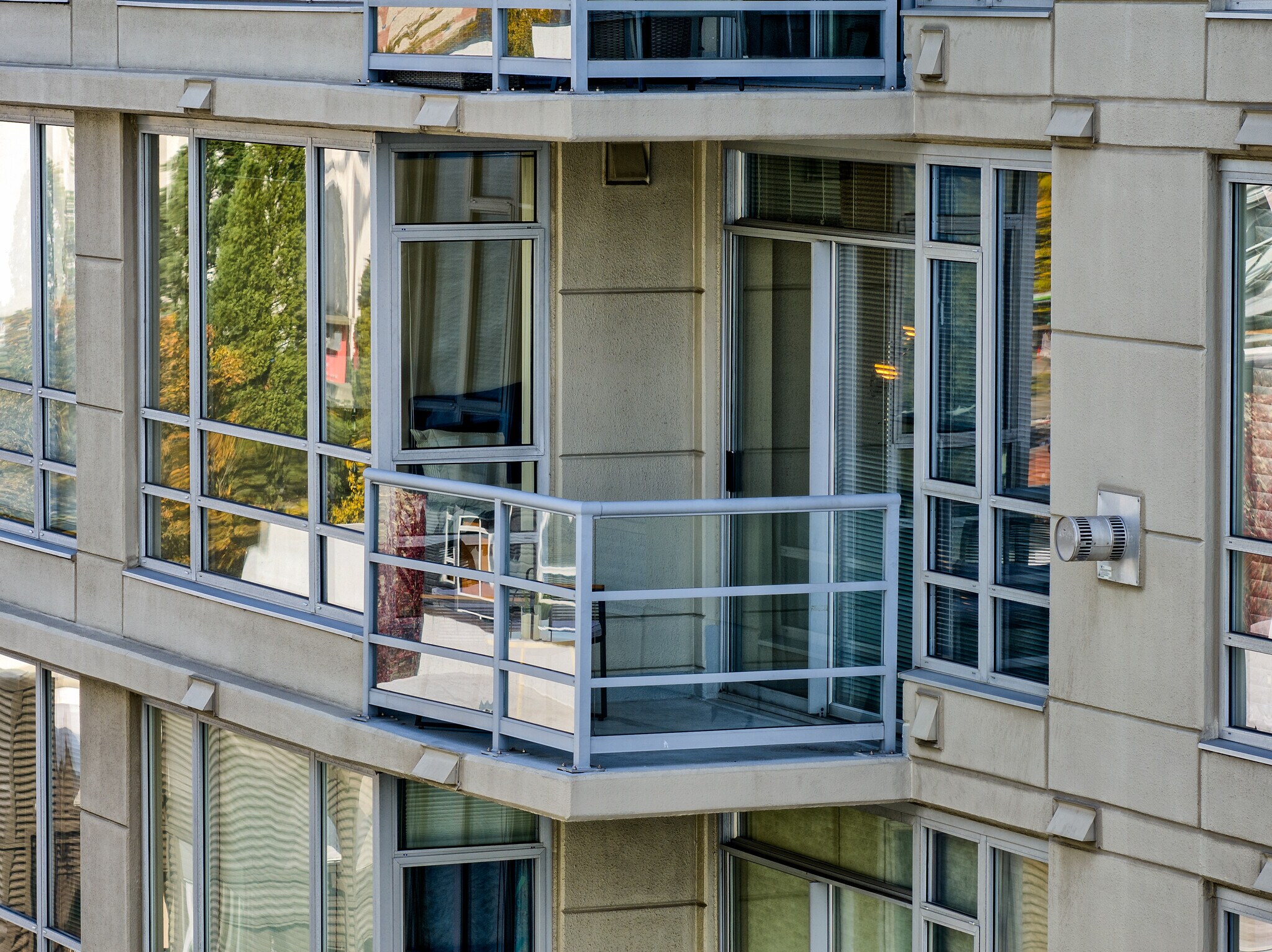 Modern urban elegance with private outdoor spaces at Seattle’s premier Concord building - 2929 1st Ave