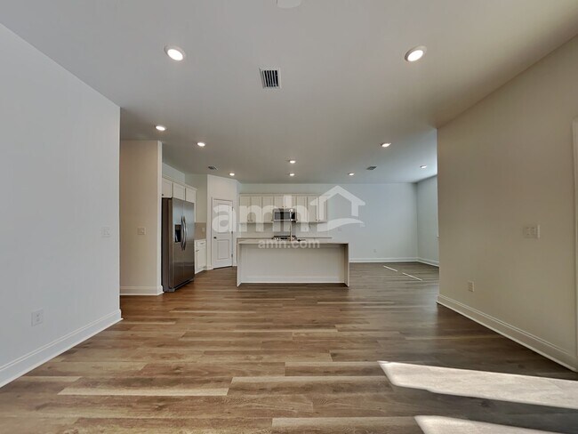 Building Photo - 319 Calla Lily Ct