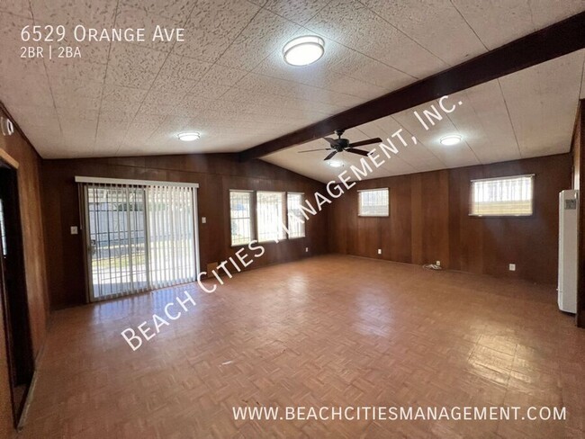 Building Photo - Large 2 Bedroom Home In North Long Beach