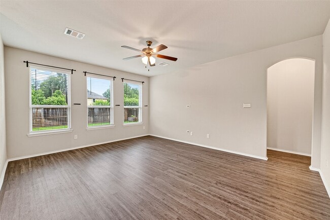Building Photo - 2511 Sandbar Shark Ct