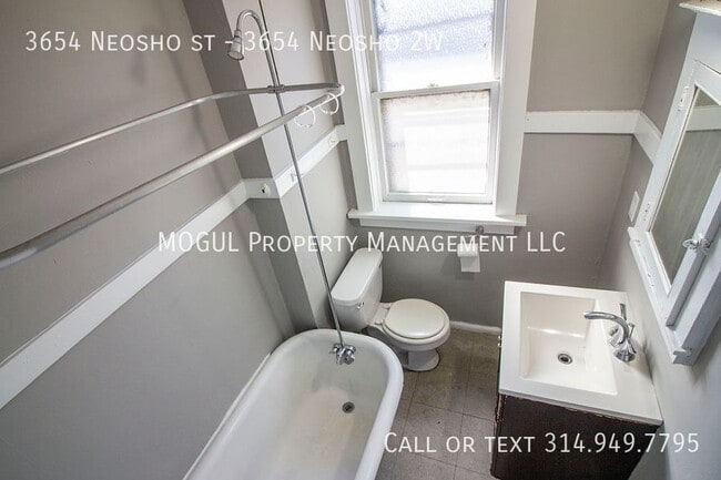 Building Photo - 3654 Neosho St