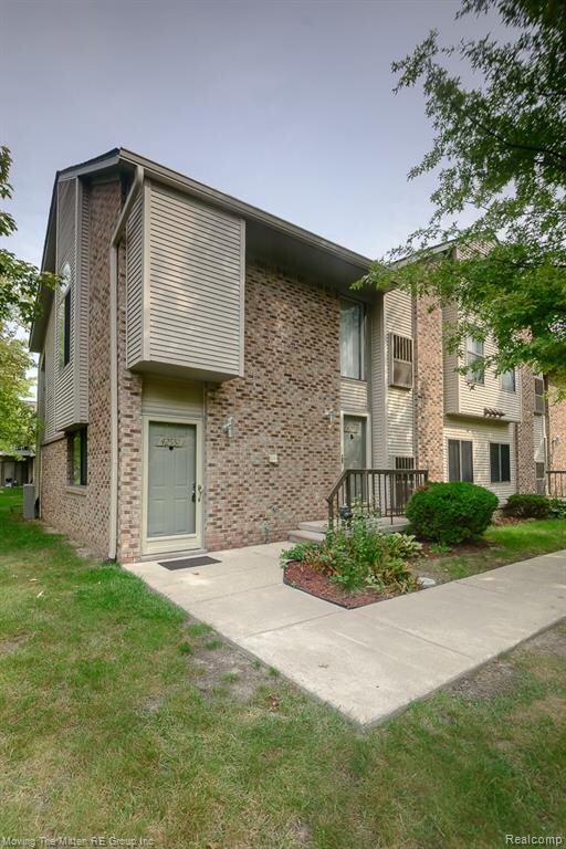 Building Photo - 42551 Lilley Pointe Dr