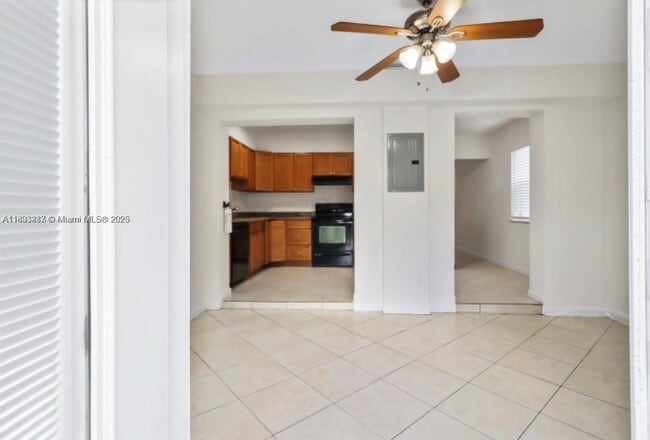 Building Photo - 817 SW 20th St