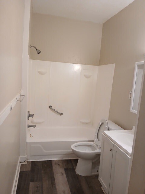 Building Photo - 641 Western Ave