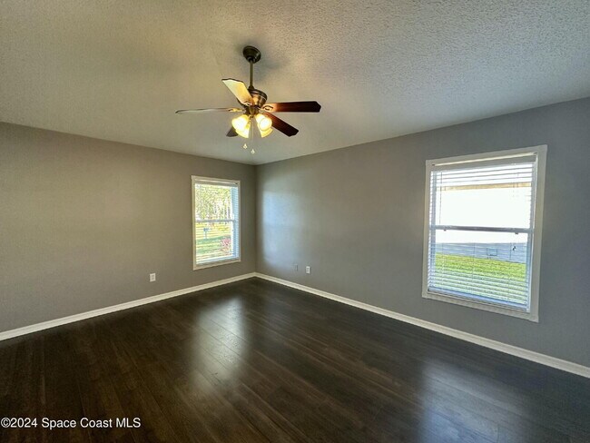 Building Photo - Charming Four Bedroom Home with a Beautiful Pond in the Back