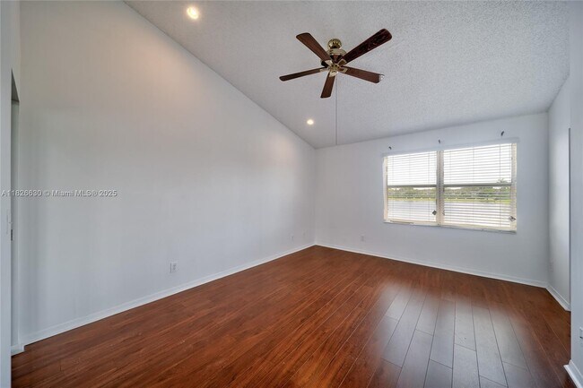 Building Photo - 12180 SW 5th Ct
