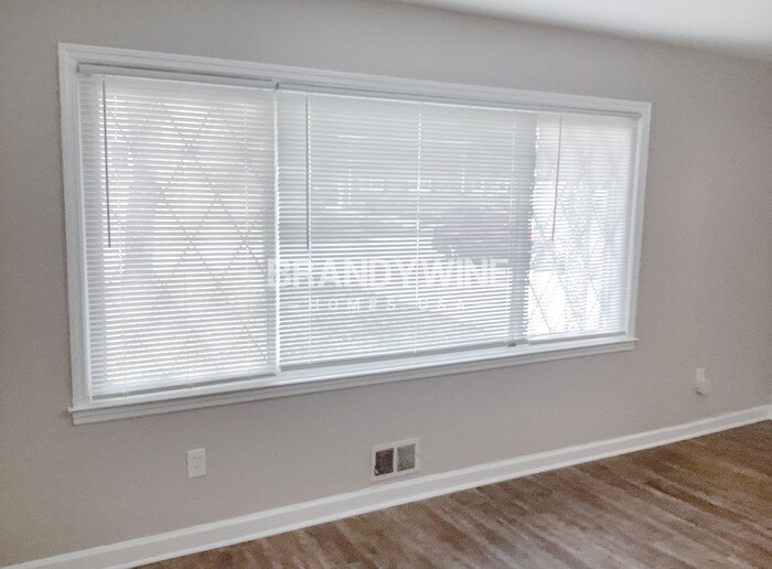 Building Photo - 6232 Lance Ln