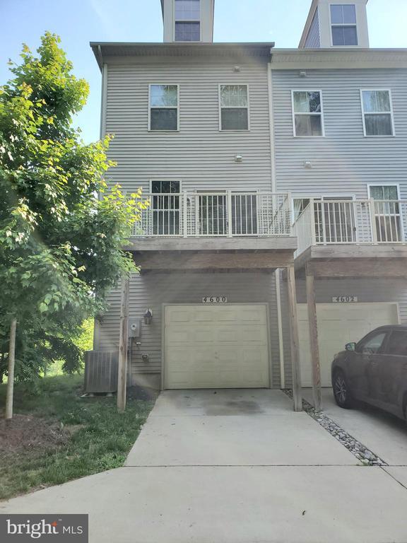 Building Photo - 4600 Potomac Highlands Cir